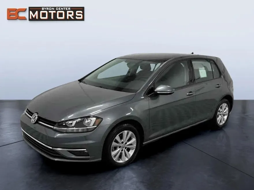2019 Volkswagen Golf SE photo 1