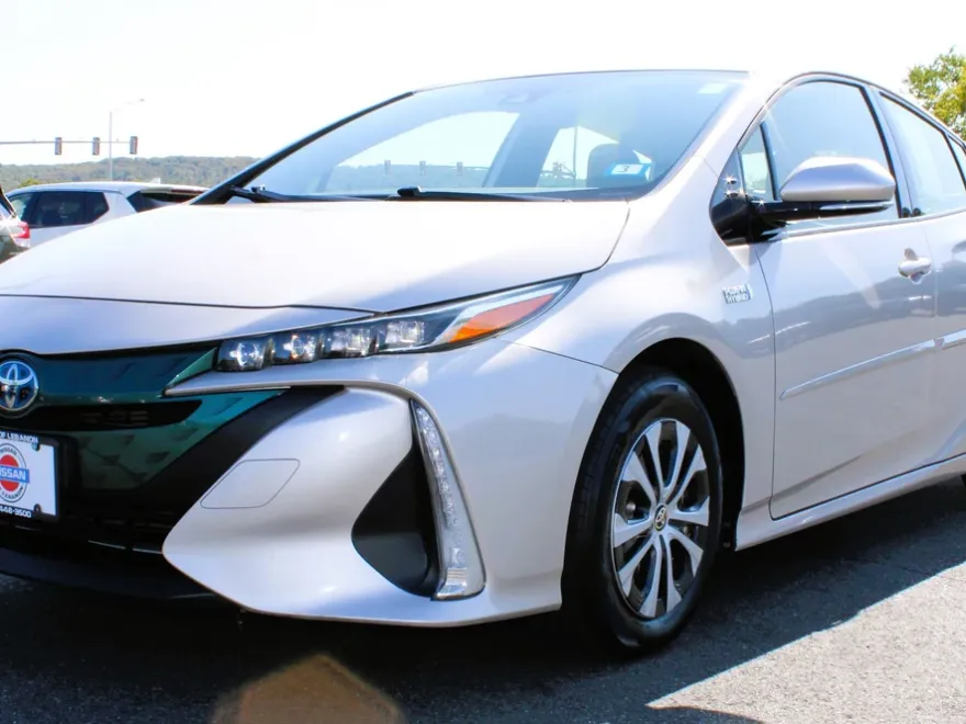 2020 Toyota Prius Prime photo 1