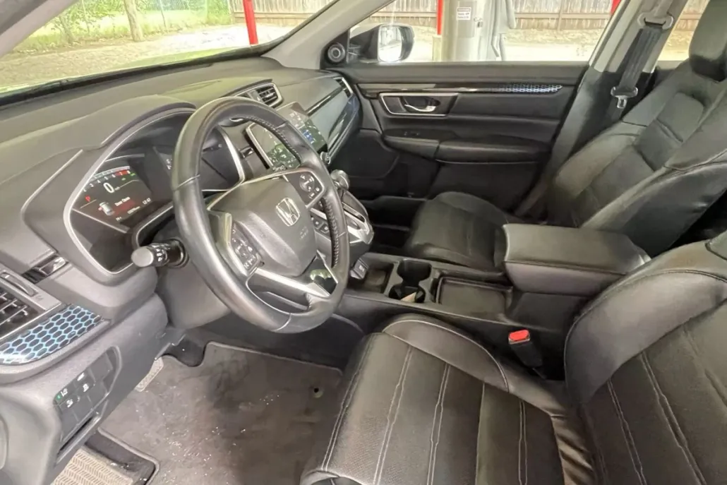 2017 Honda CR-V Touring photo 1
