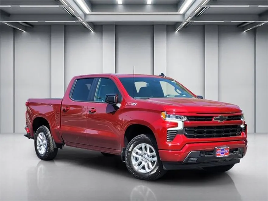 2025 Chevrolet Silverado 1500 RST photo 1