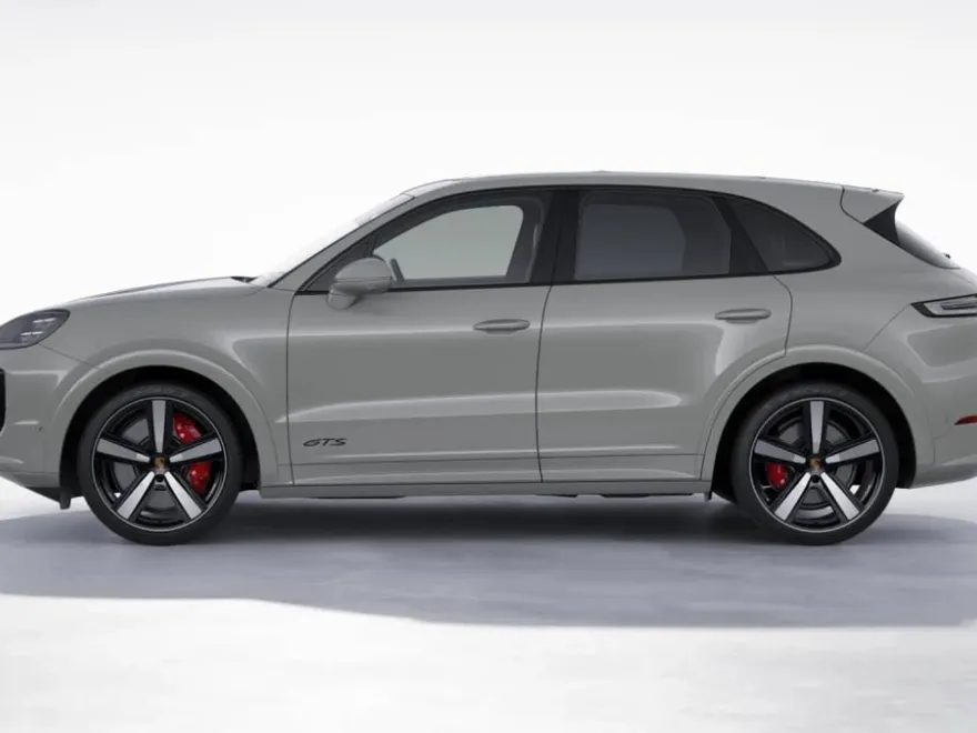 2026 Porsche Cayenne GTS photo 1