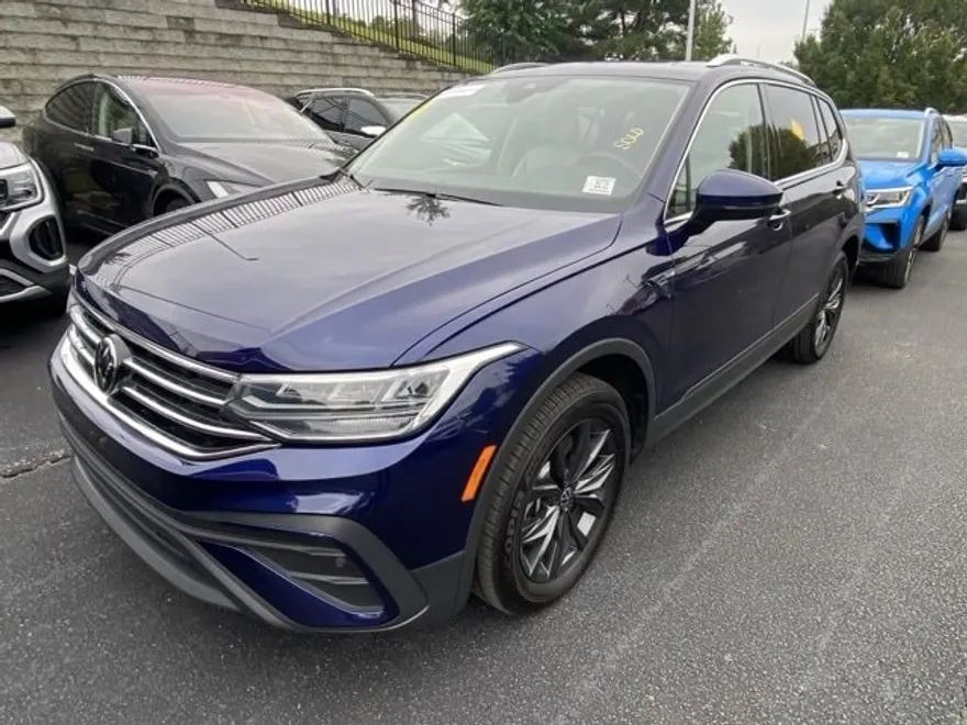 2024 Volkswagen Tiguan SE Wolfsburg Edition photo 1