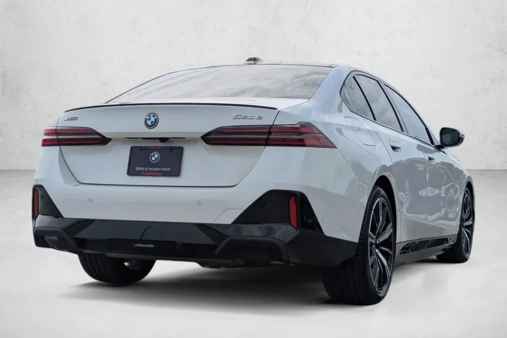 2026 Bmw 550e xDrive photo 1