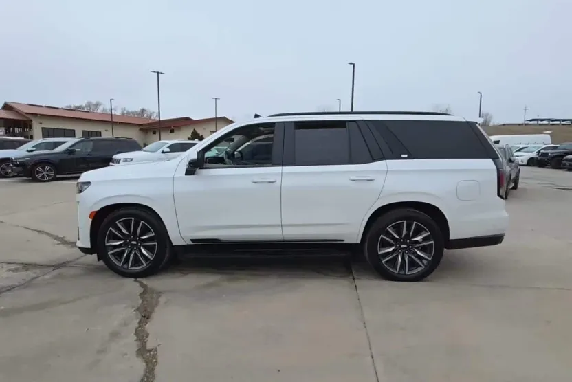 2021 Cadillac Escalade Sport Platinum photo 1