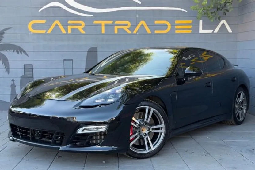 2011 Porsche Panamera Turbo photo 1