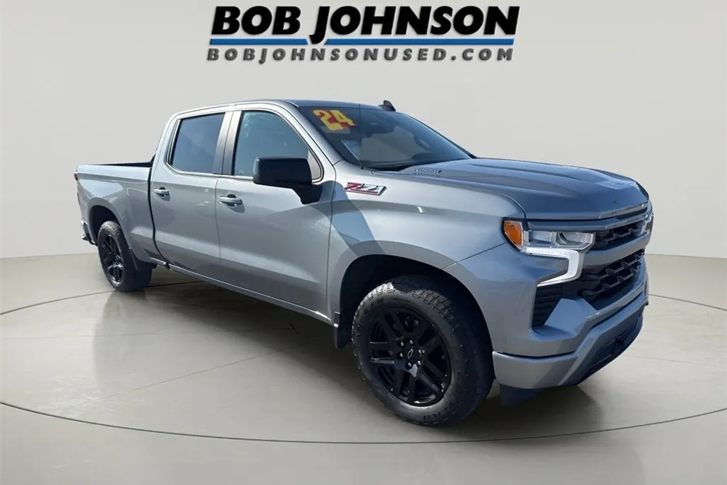 2024 Chevrolet Silverado 1500 RST photo 1