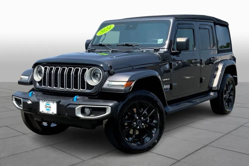 2024 Jeep Wrangler 4xe Sahara photo 1