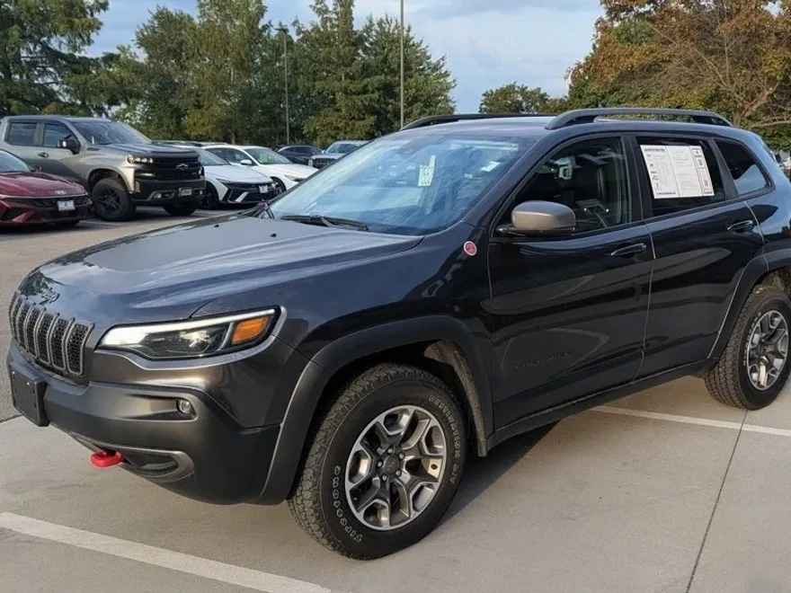 2021 Jeep Cherokee Trailhawk photo 1
