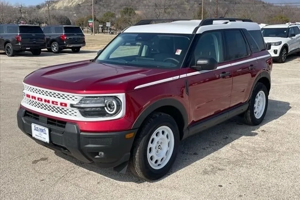 2025 Ford Bronco Sport Heritage photo 1