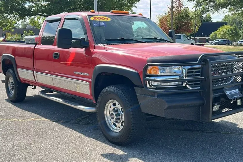 2001 Gmc Sierra 2500 HD SLE photo 1