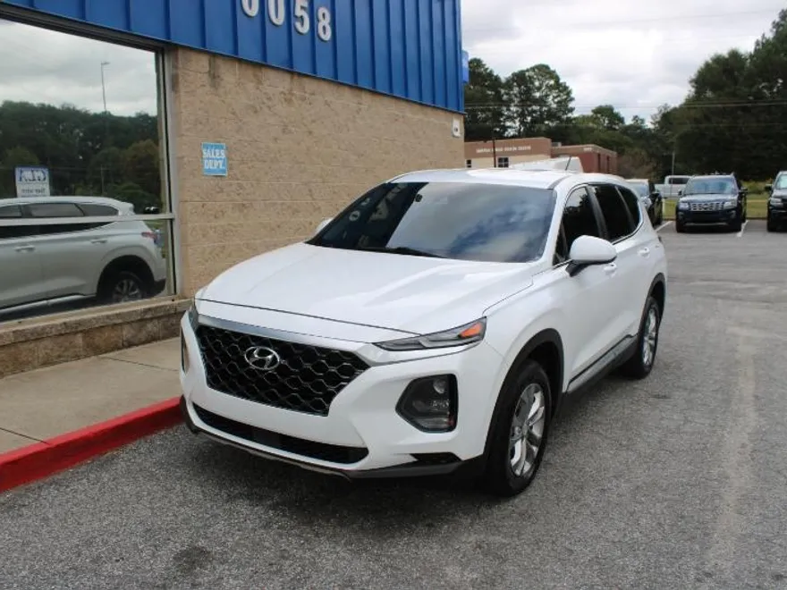 2019 Hyundai Santa Fe SE photo 1