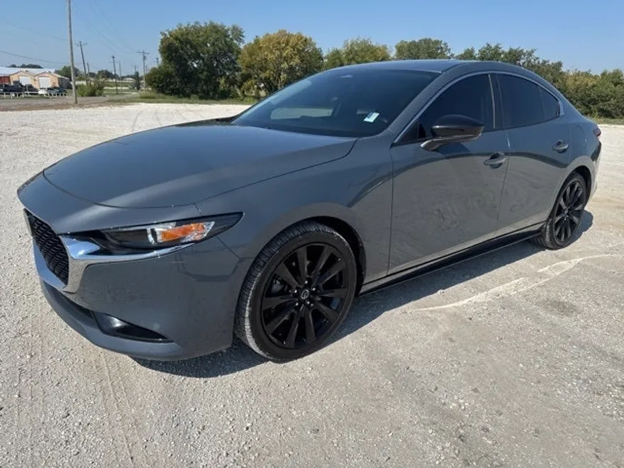 2024 Mazda Mazda3 Sedan 2.5 s Carbon photo 1