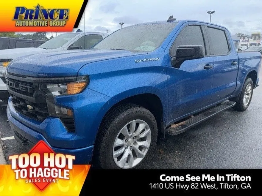 2022 Chevrolet Silverado 1500 Custom photo 1