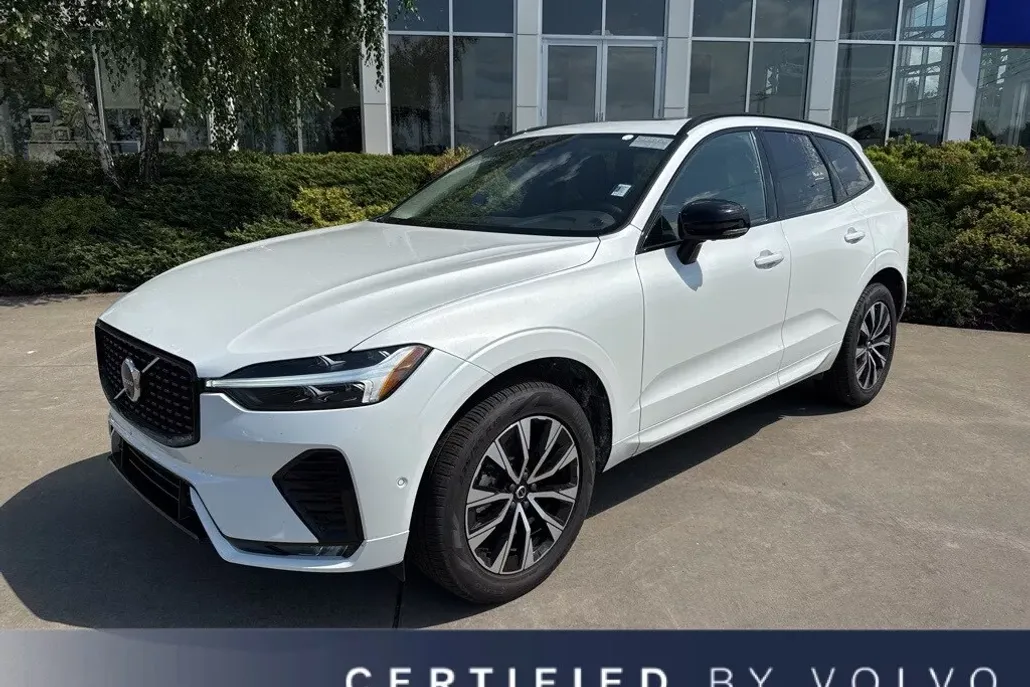 2025 Volvo XC60 B5 Plus photo 1