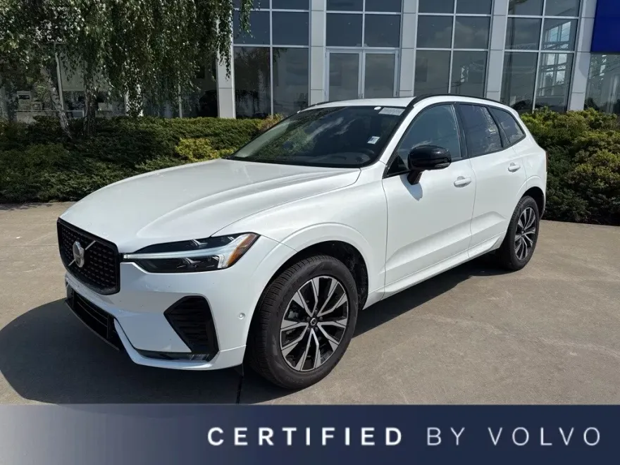 2025 Volvo XC60 B5 Plus photo 1