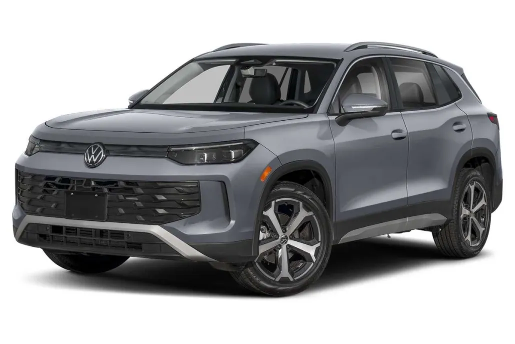 2025 Volkswagen Tiguan SE photo 1