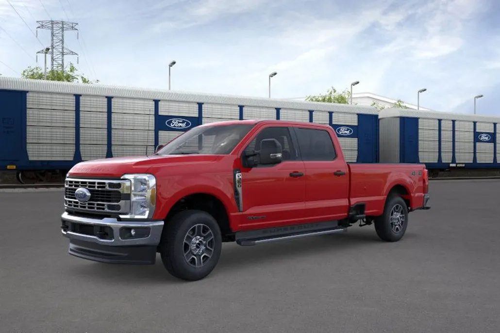 2025 Ford F-350 photo 1