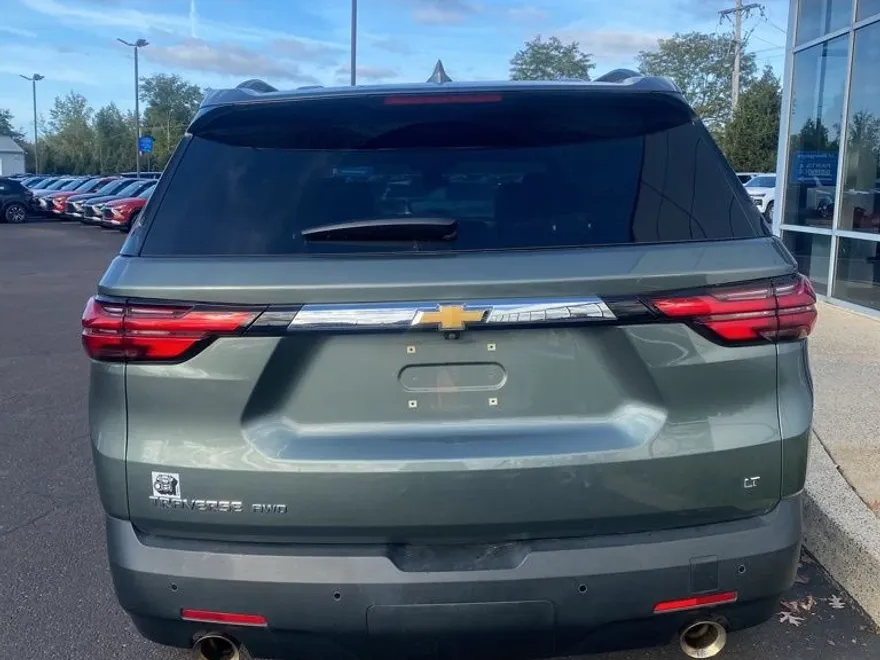 2022 Chevrolet Traverse Leather photo 1