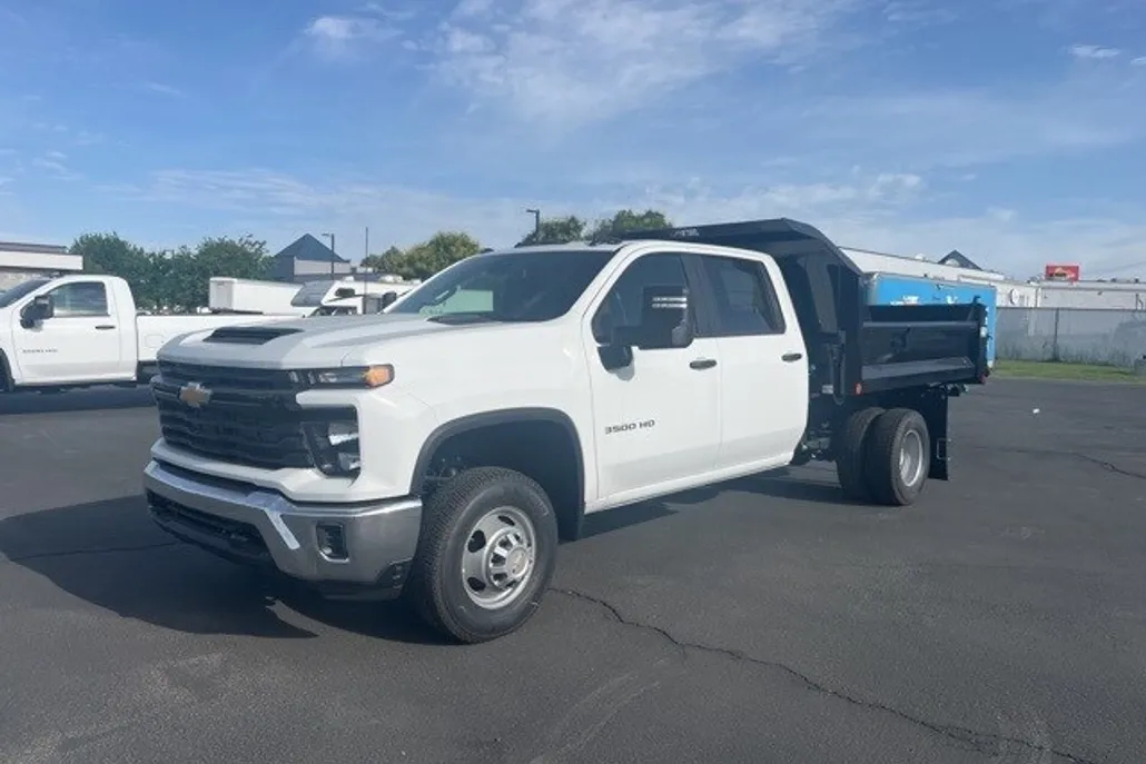 2025 Chevrolet Silverado 3500HD Work Truck photo 1