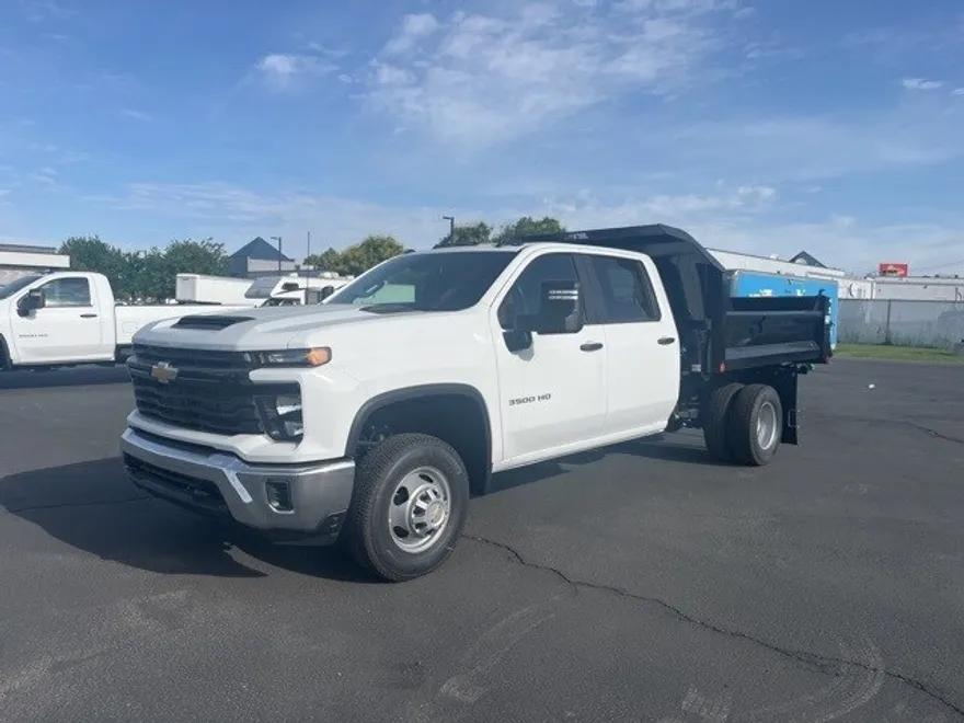 2025 Chevrolet Silverado 3500HD Work Truck photo 1