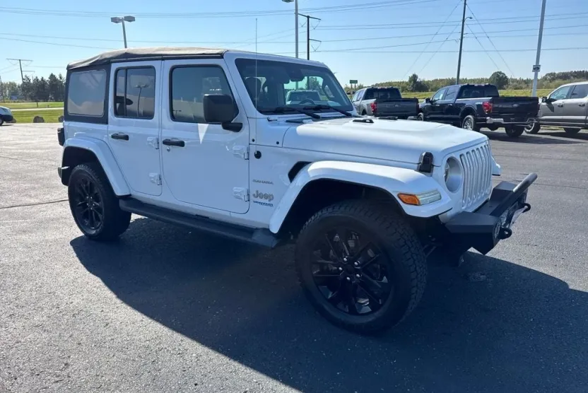 2021 Jeep Wrangler 4xe Unlimited Sahara photo 1