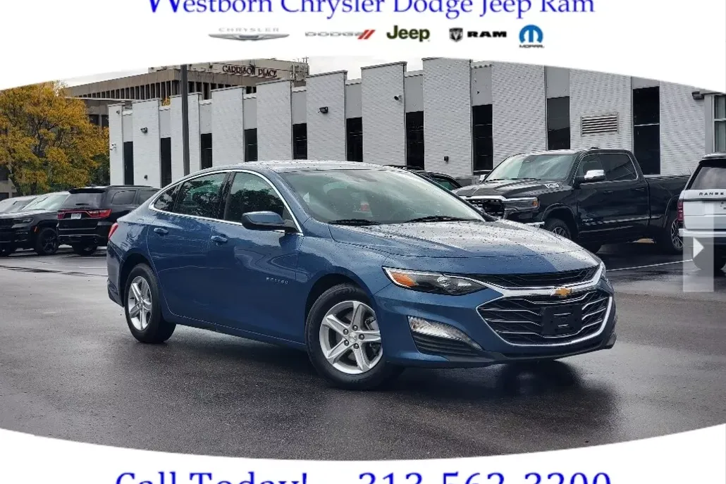 2024 Chevrolet Malibu 1LT photo 1