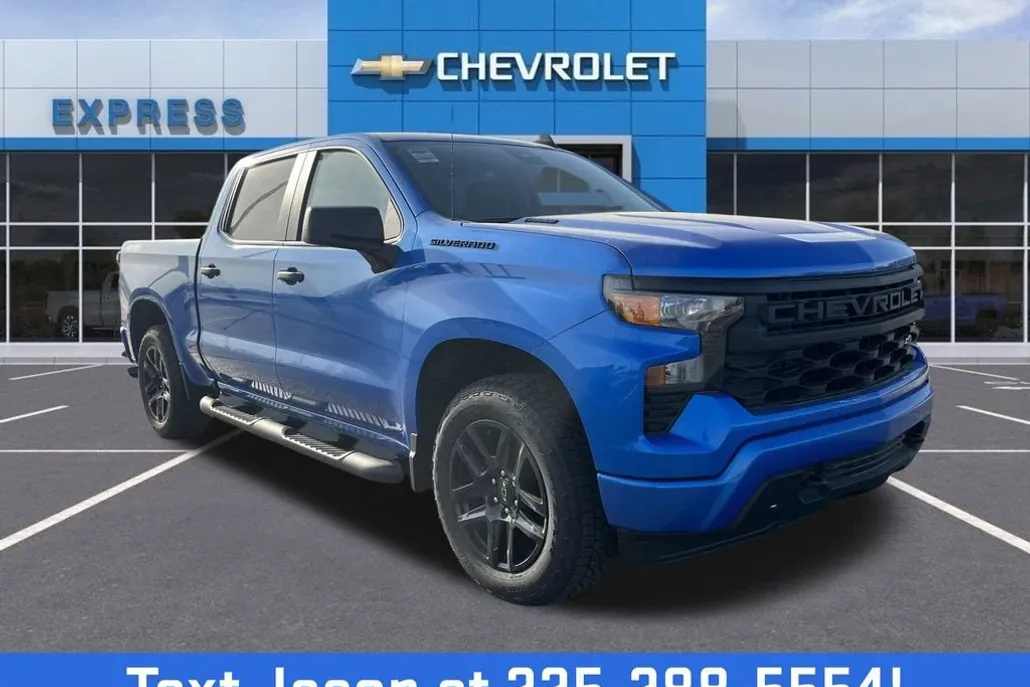 2025 Chevrolet Silverado 1500 Custom photo 1
