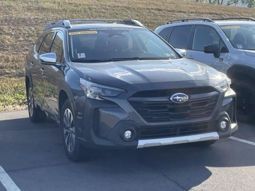 2024 Subaru Outback Touring XT photo 1