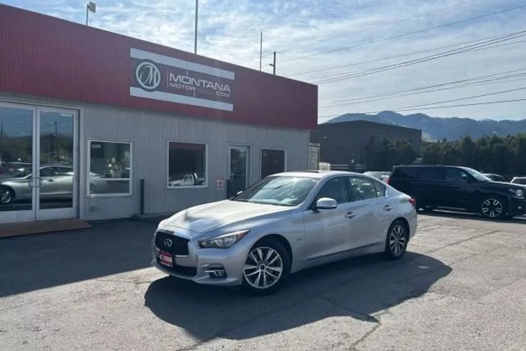 2016 Infiniti Q50 2.0t Premium photo 1