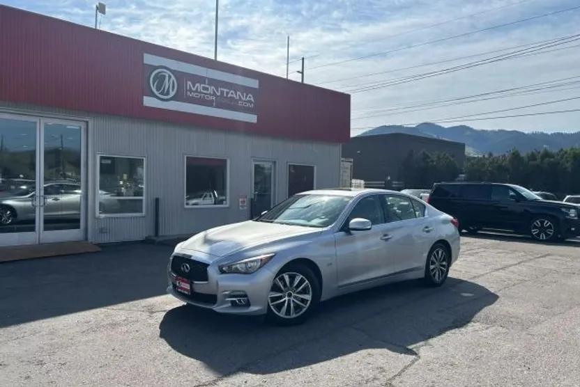 2016 Infiniti Q50 2.0t Premium photo 1