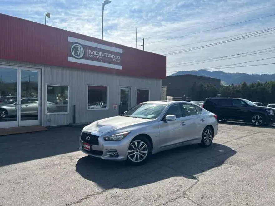 2016 Infiniti Q50 2.0t Premium photo 1