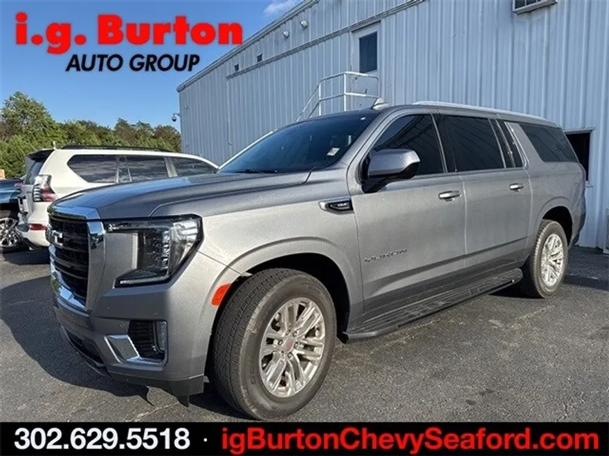2022 Gmc Yukon XL SLE photo 1