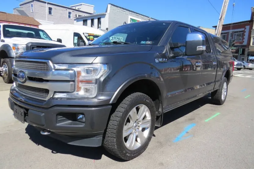2020 Ford F-150 Platinum photo 1