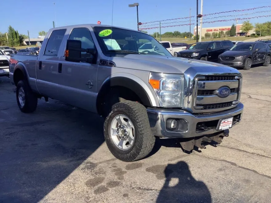 2016 Ford F-250 XLT photo 1