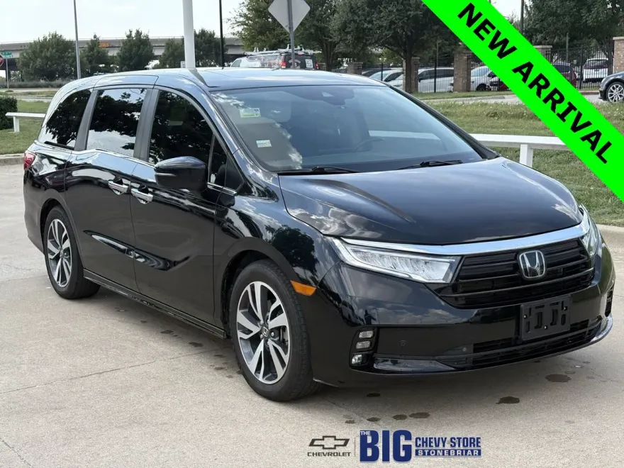 2021 Honda Odyssey Touring photo 1
