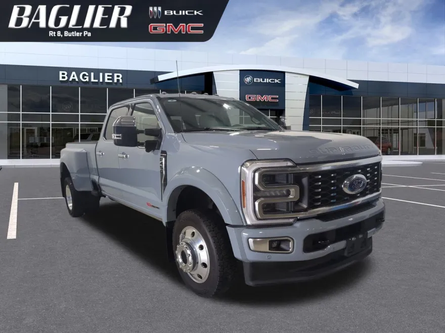 2025 Ford F-450 Platinum photo 1