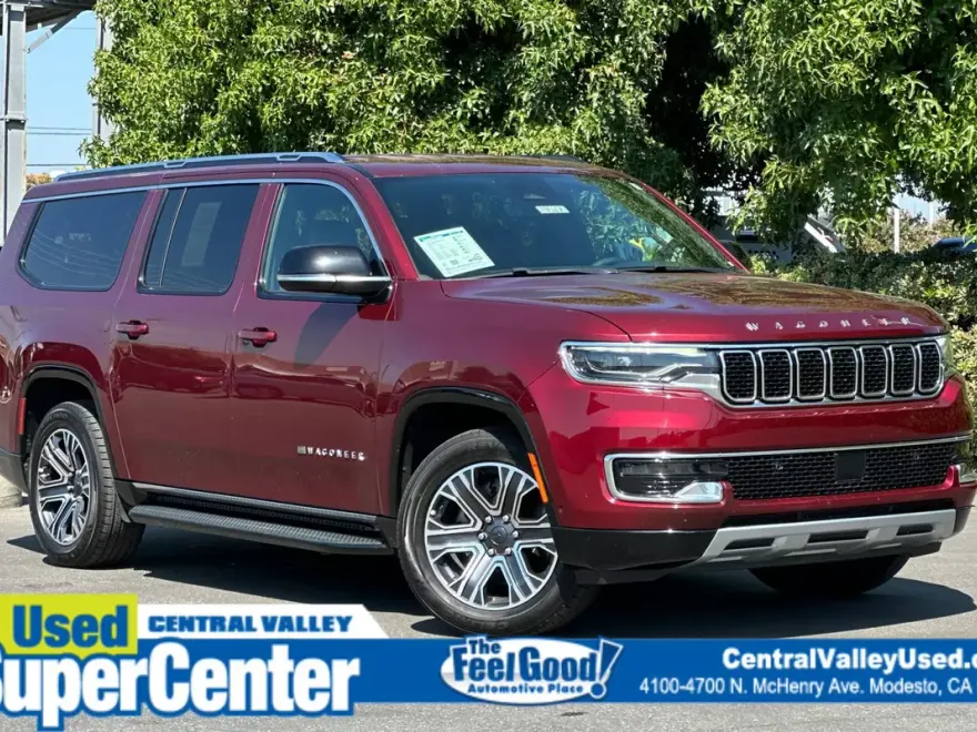 2023 Jeep Wagoneer L Series II photo 1