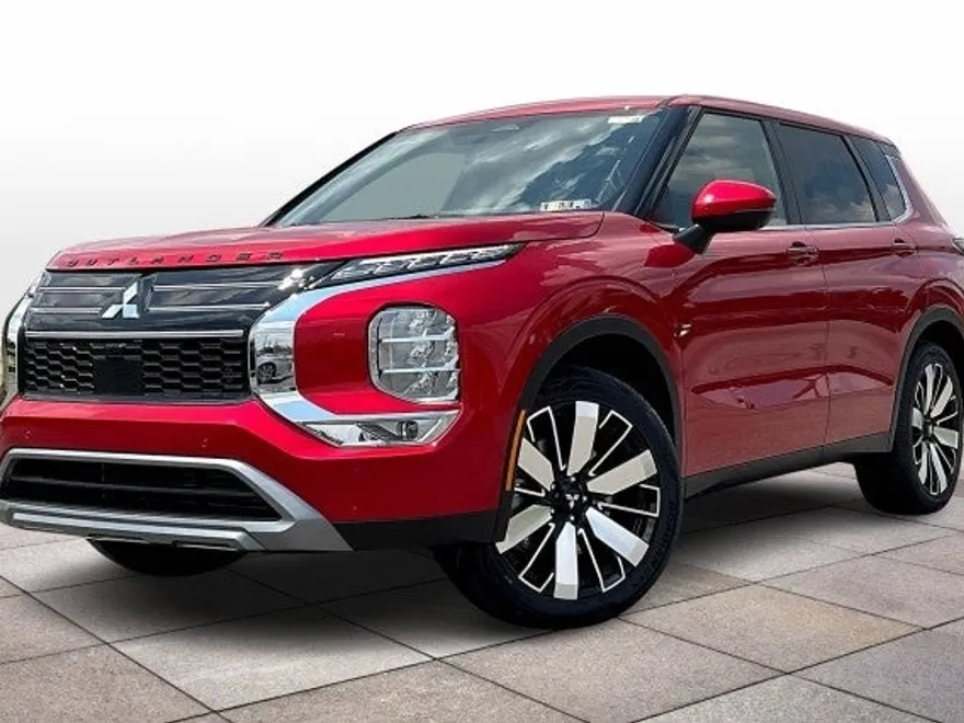 2025 Mitsubishi Outlander SE S-AWC photo 1