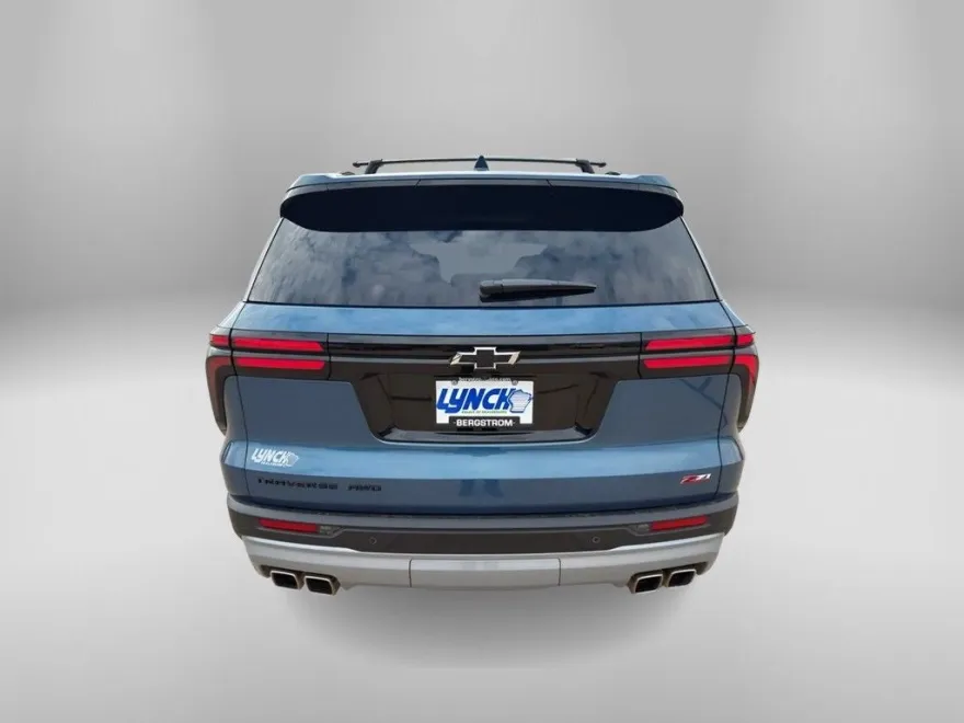 2025 Chevrolet Traverse Z71 photo 1