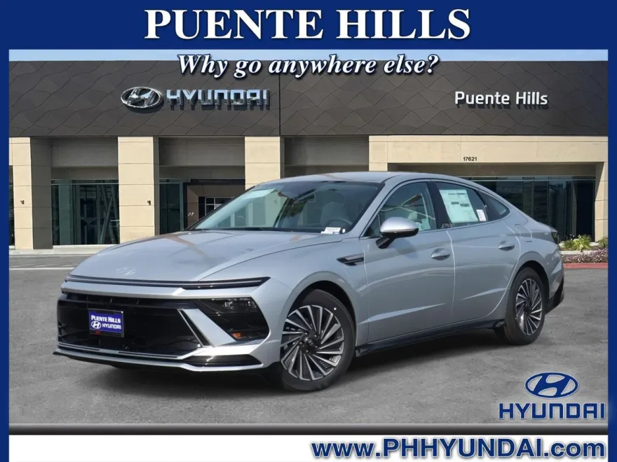 2025 Hyundai Sonata Hybrid SEL photo 1