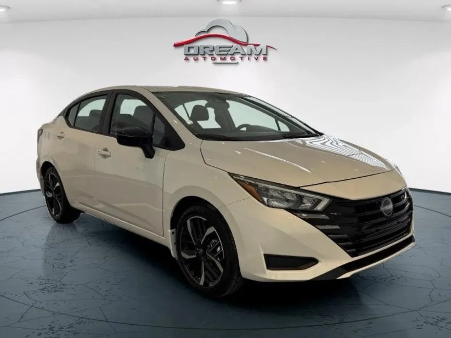 2025 Nissan Versa SR photo 1