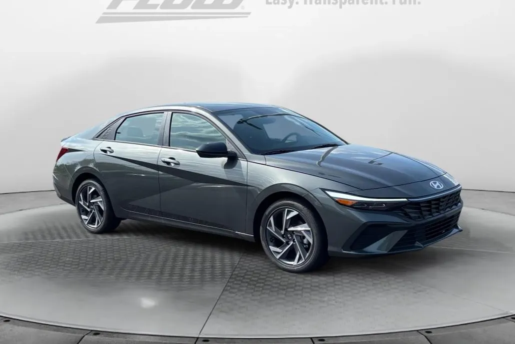 2025 Hyundai Elantra Hybrid SEL Sport photo 1