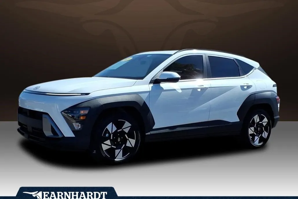 2025 Hyundai Kona SEL photo 1
