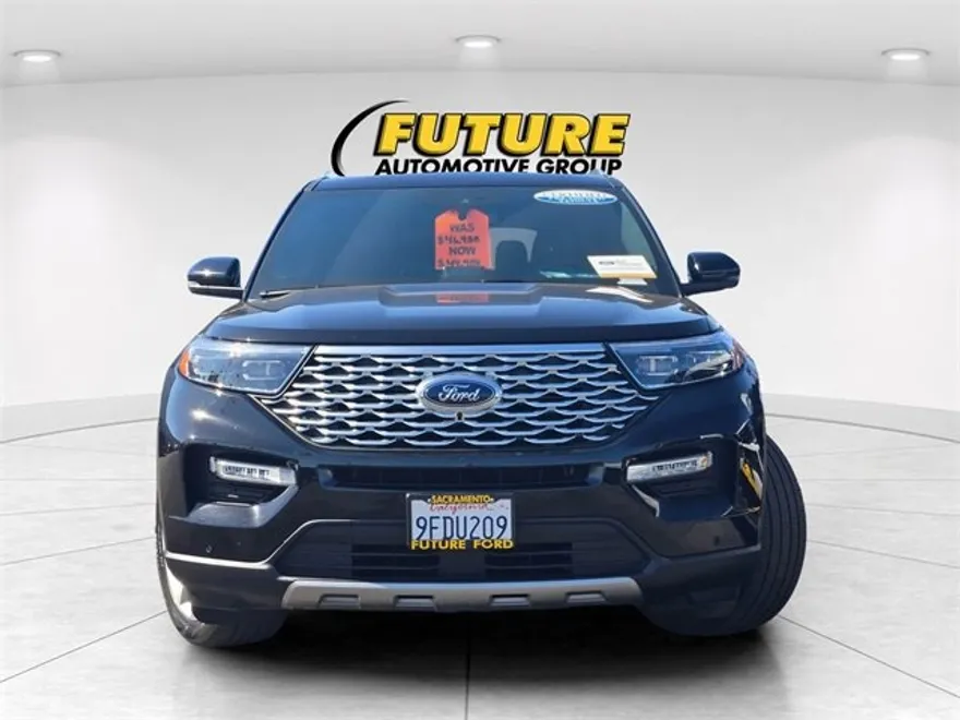 2023 Ford Explorer Platinum photo 1