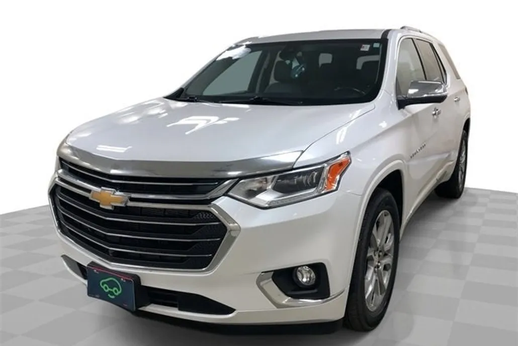 2021 Chevrolet Traverse Premier photo 1