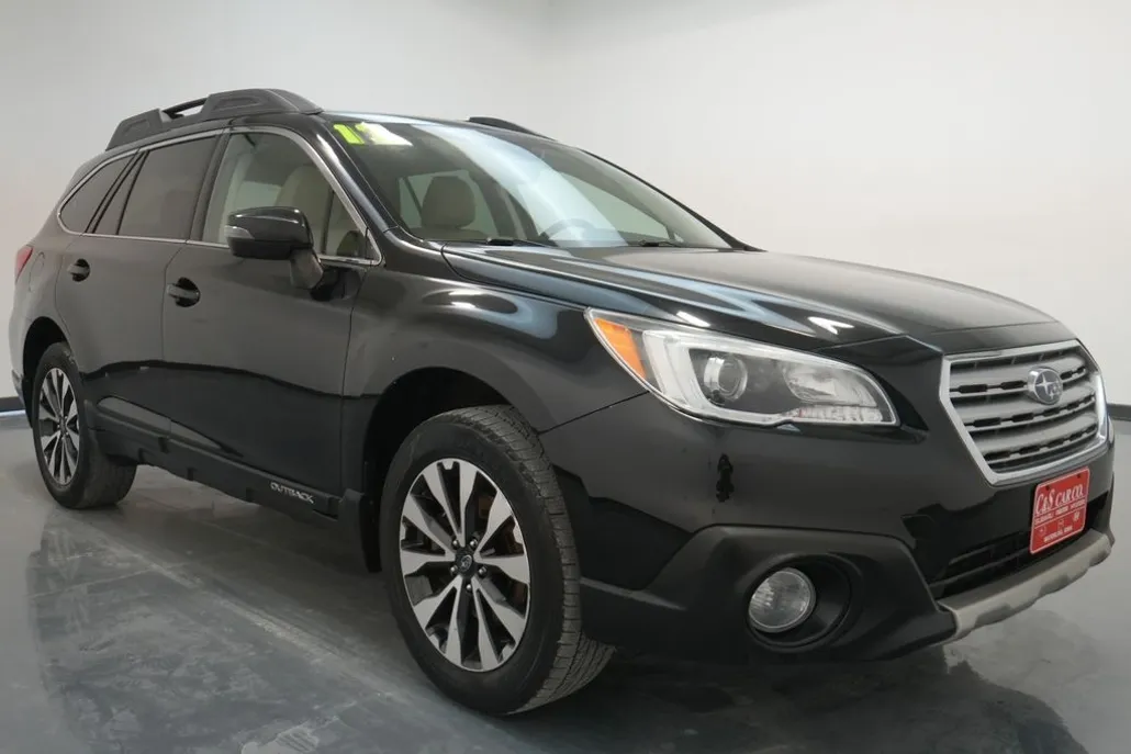 2017 Subaru Outback 2.5i Limited photo 1