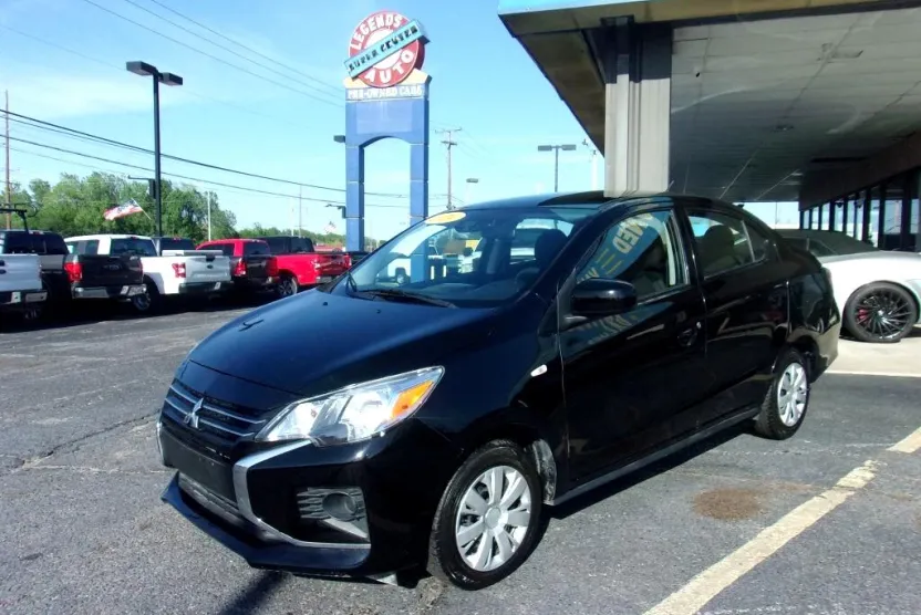 2024 Mitsubishi Mirage G4 ES photo 1