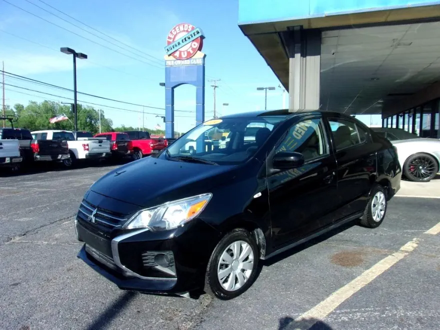2024 Mitsubishi Mirage G4 ES photo 1