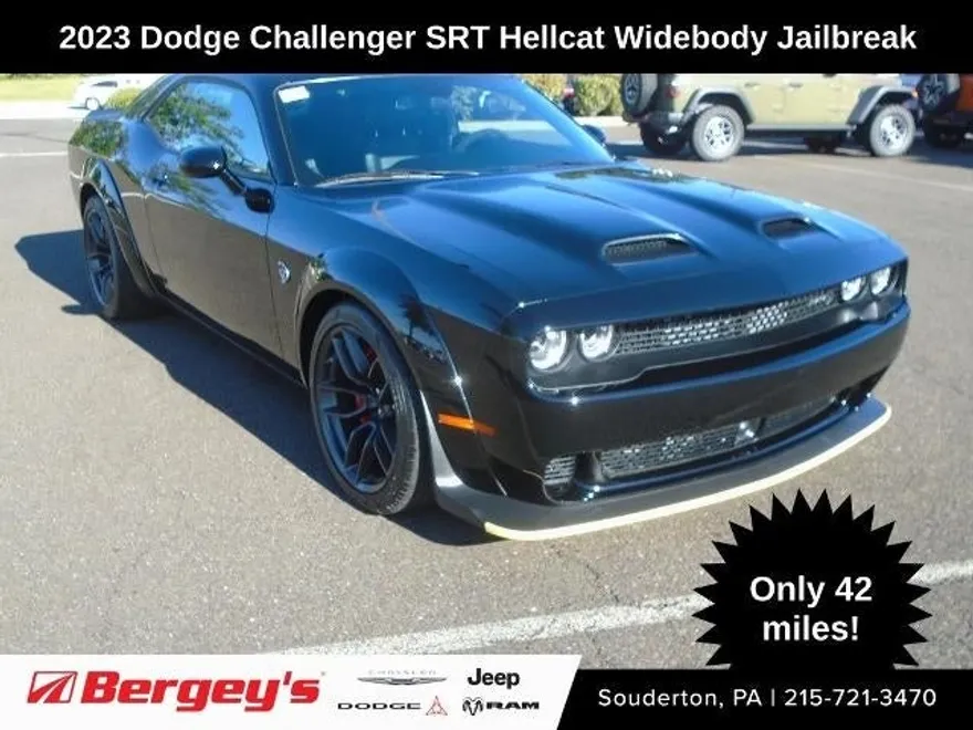 2023 Dodge Challenger SRT8 Hellcat Widebody photo 1