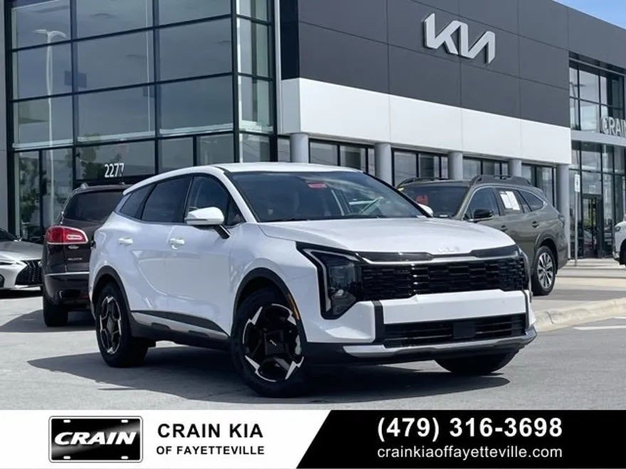 2026 Kia Sportage EX photo 1